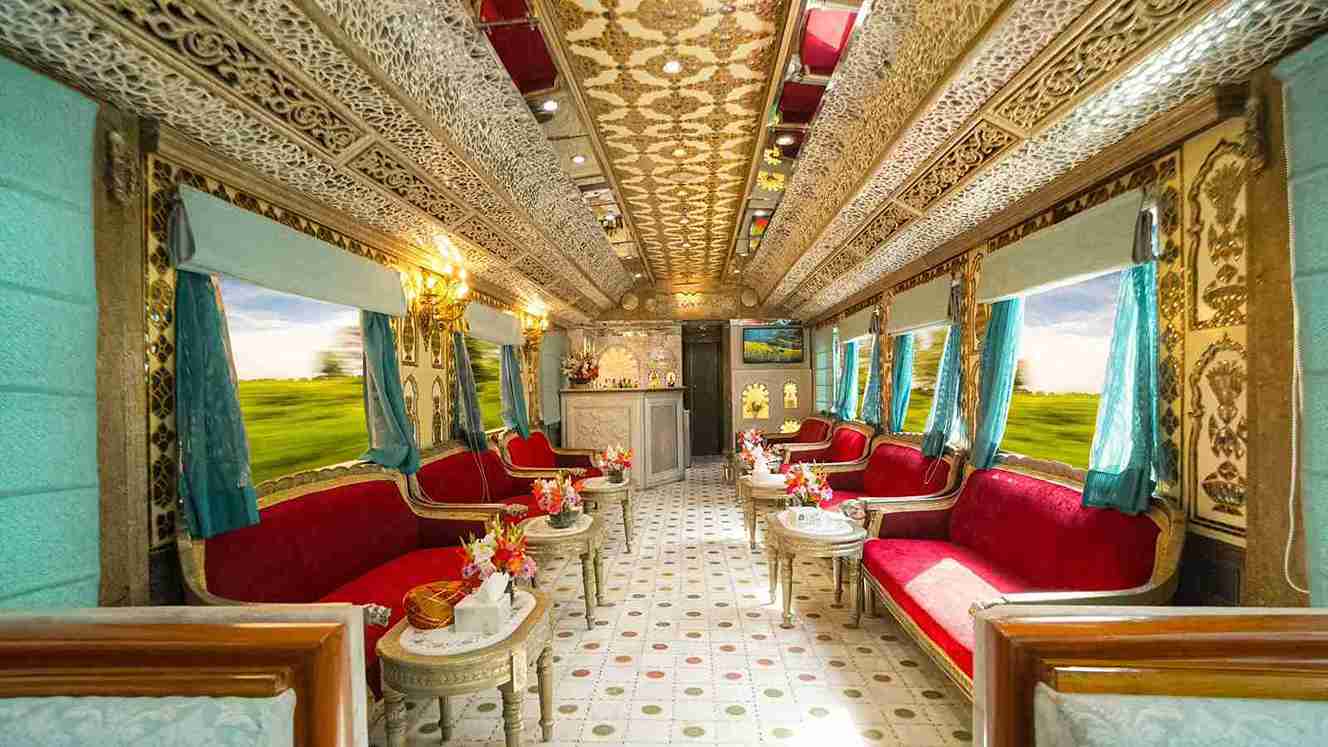 Palace on Wheels Luxury Train Tour
