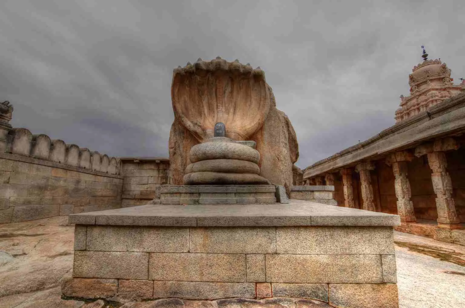 Lepakshi Temple
