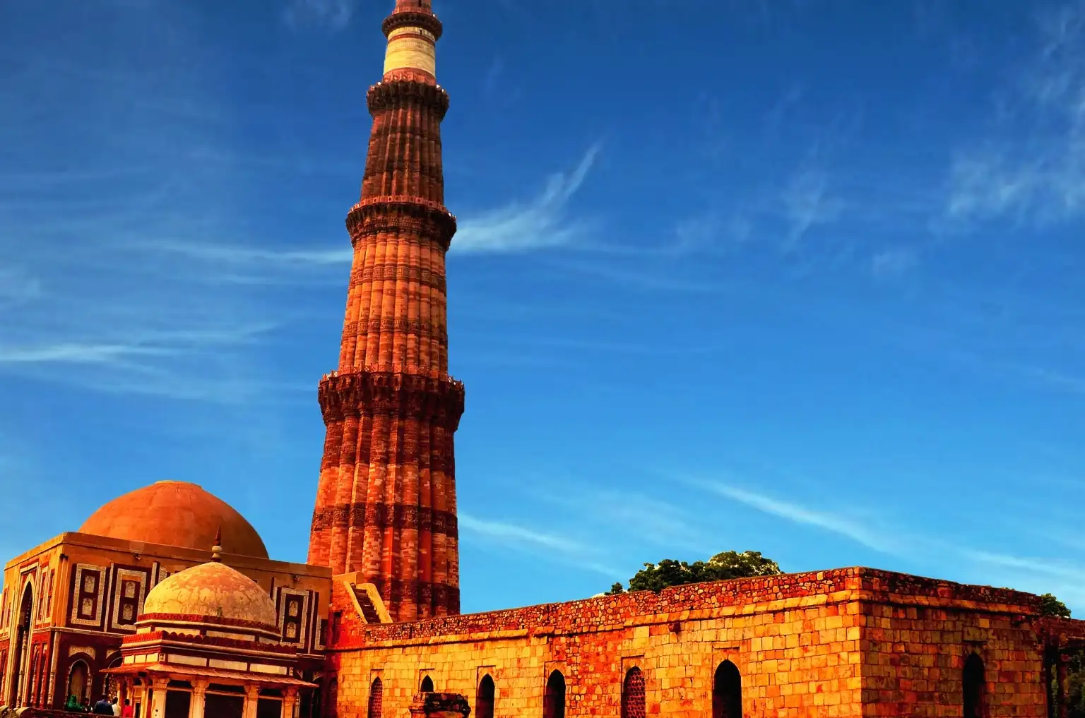 Delhi - A Melting Pot Of Old And New
