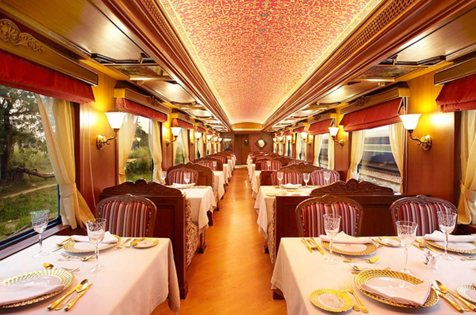 Royal Luxury Train Dining